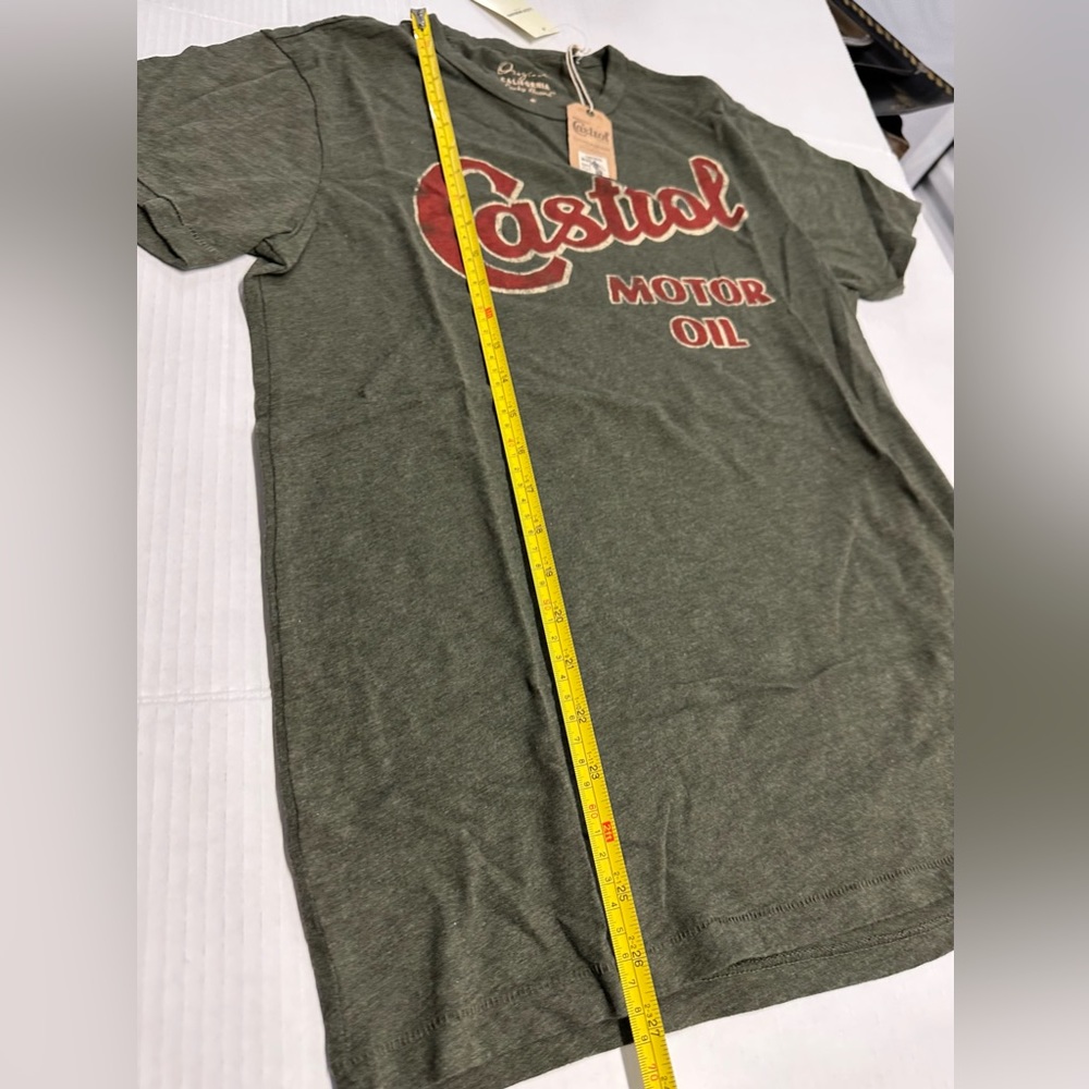 Castrol Motor Oil Racing Graphic Tee Lucky Brand Army Green VTG  Style Men S NWT